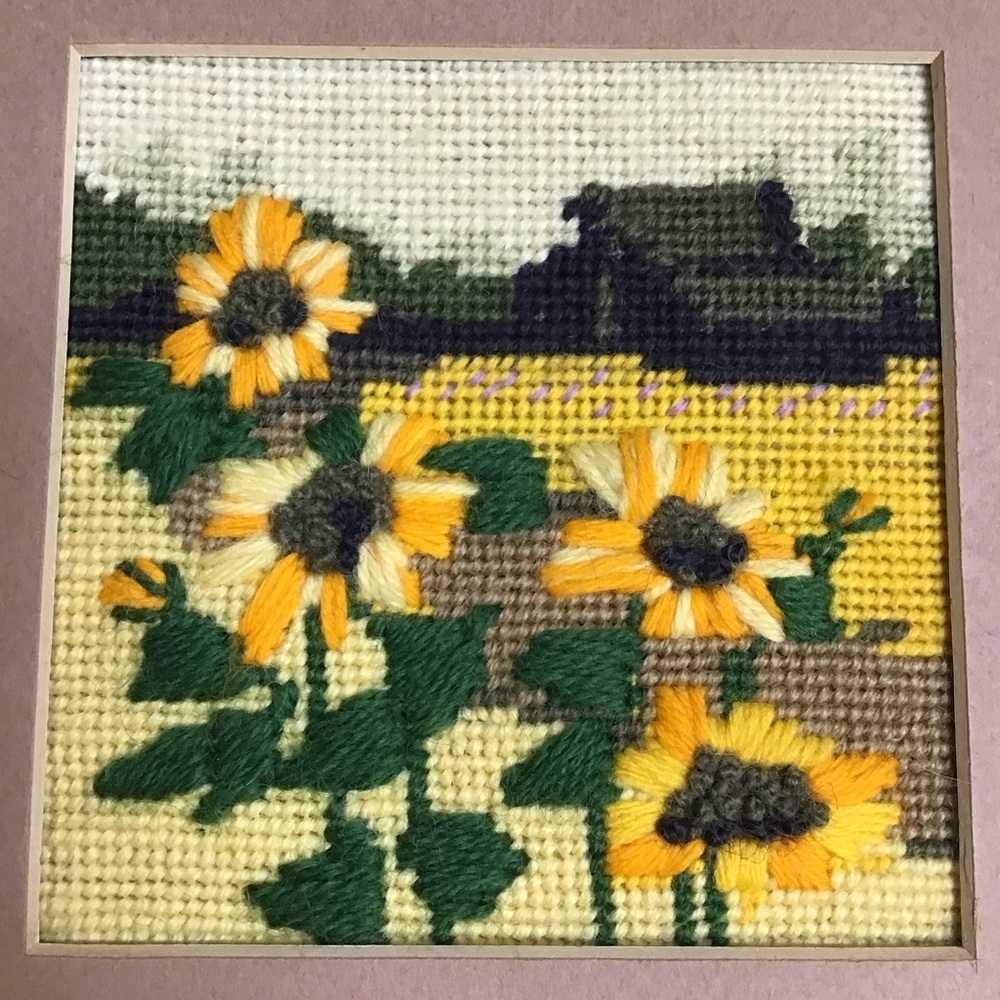 Sunflowers Needlepoint PAIR Wool Crewel Work 1979 Framed Art Farmhouse Landscape - Picture 9 of 14